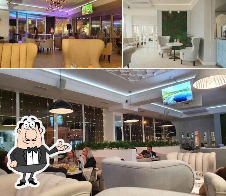 Vogue lounge cafe