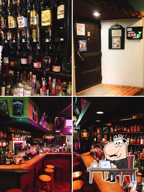 Bar 963
