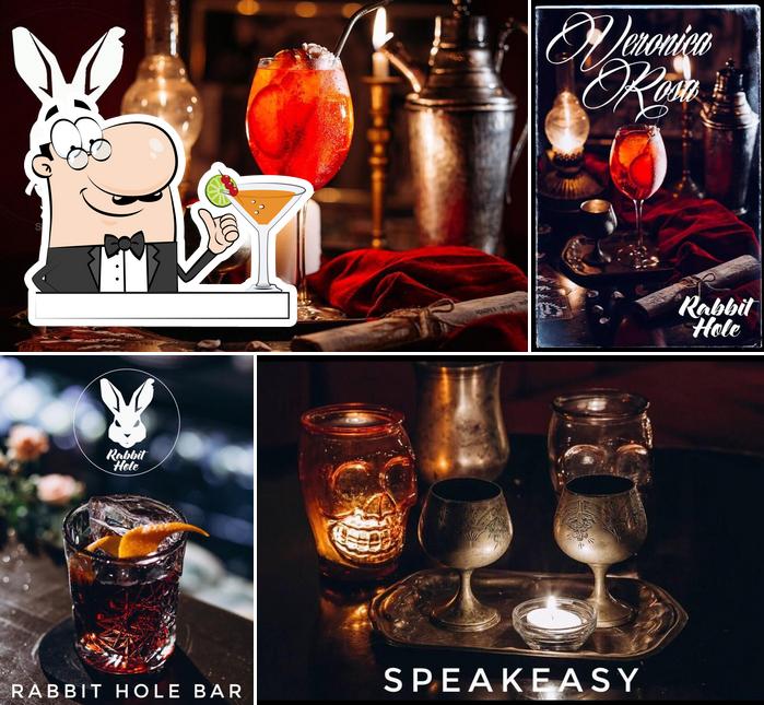 Кроличья Нора - Rabbit Hole speakeasy bar