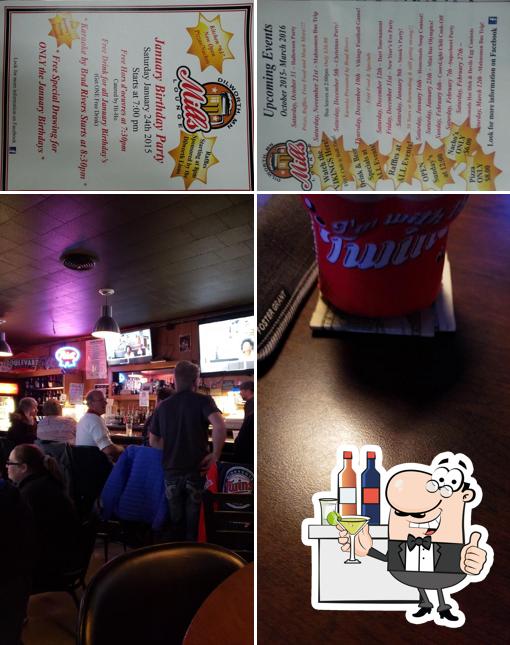 Mills Lounge