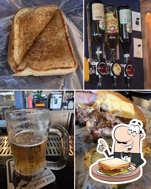 One Star Bar - Taylor, MI