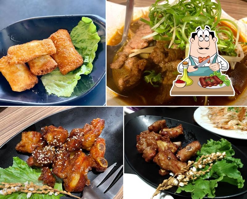 Tong Food Court