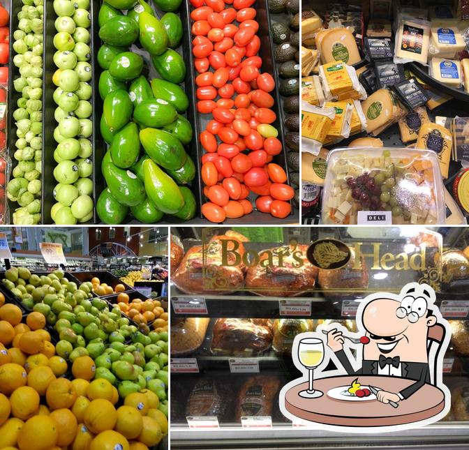 Publix Super Market at Plaza Del Paraiso