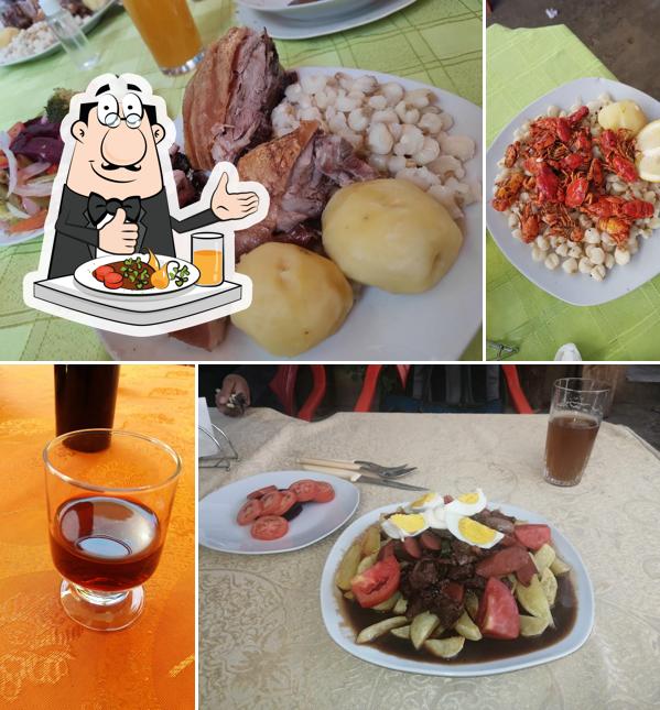 SABORES A LEÑA TOMATITAS