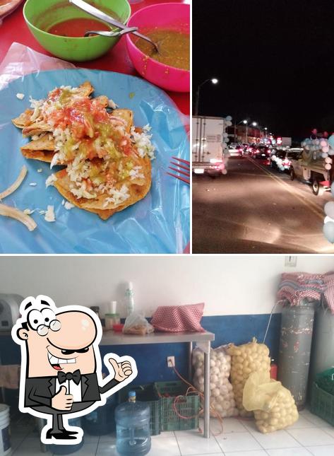 Tacos de Canasta Los Autenticos