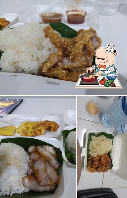 หมูทอดดิวะ by ป้าป้อม