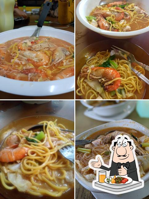 Mee Kg Pek