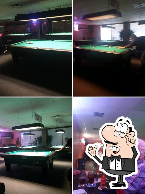 Future Cues - Billiards, Karaoke & Dancing