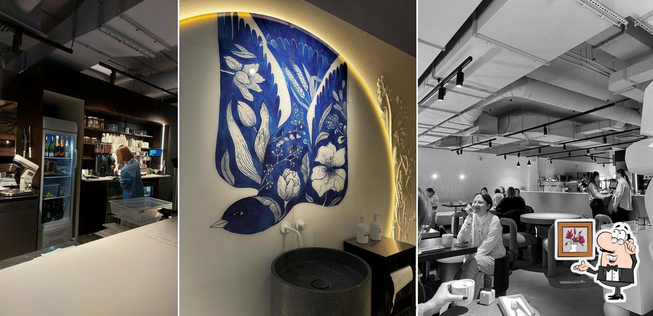 Посмотрите на внутренний интерьер "Синяя птица"