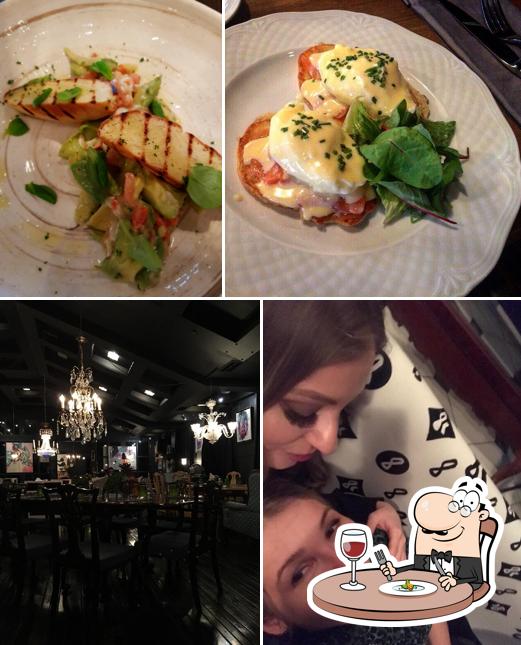 Блюда в "Квартире Кости Кройце"