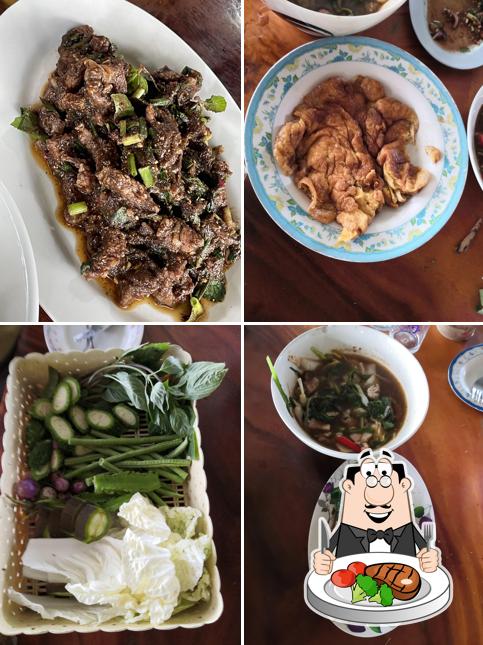 ร้านลาบแม่ไพ