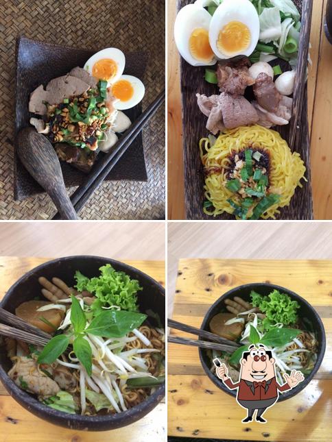 ก๋วยเตี๋ยวเรือชามกะลา-มัง