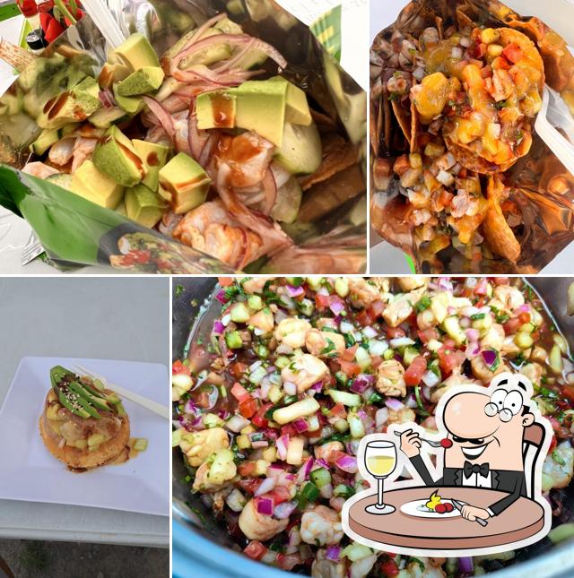 Ceviches y Aguachiles La Combi