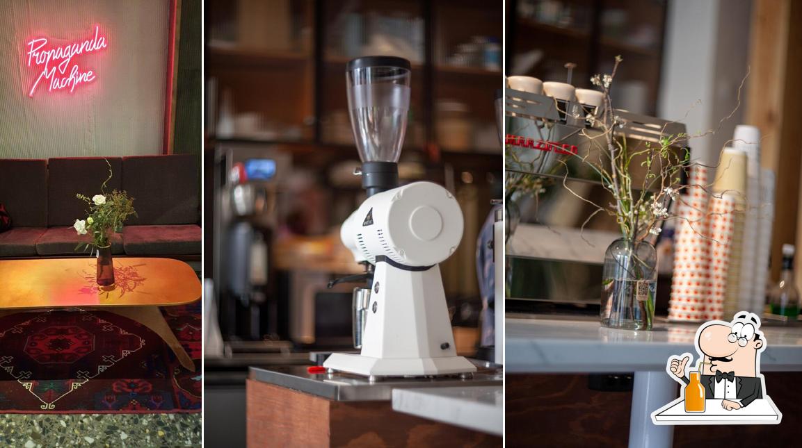 Насладитесь напитками из бара "Surf Coffee"