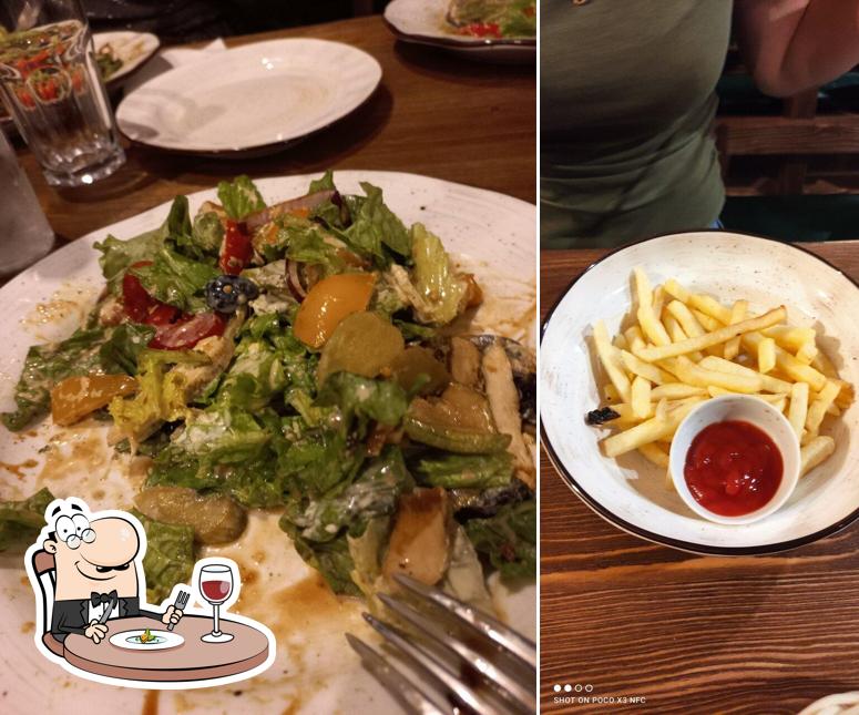 Блюда в "Мясо на углях"