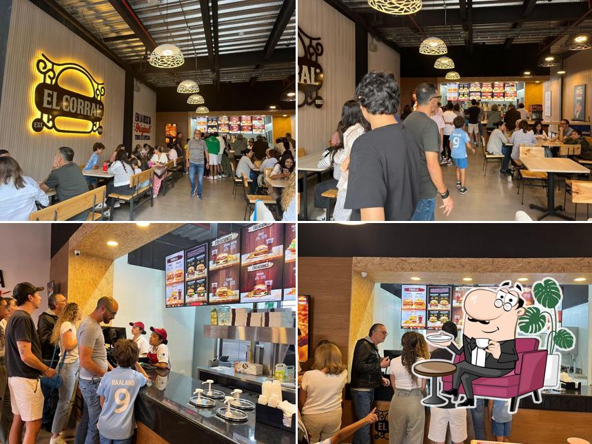 Hamburguesas El Corral Puembo - Plaza Marquesina
