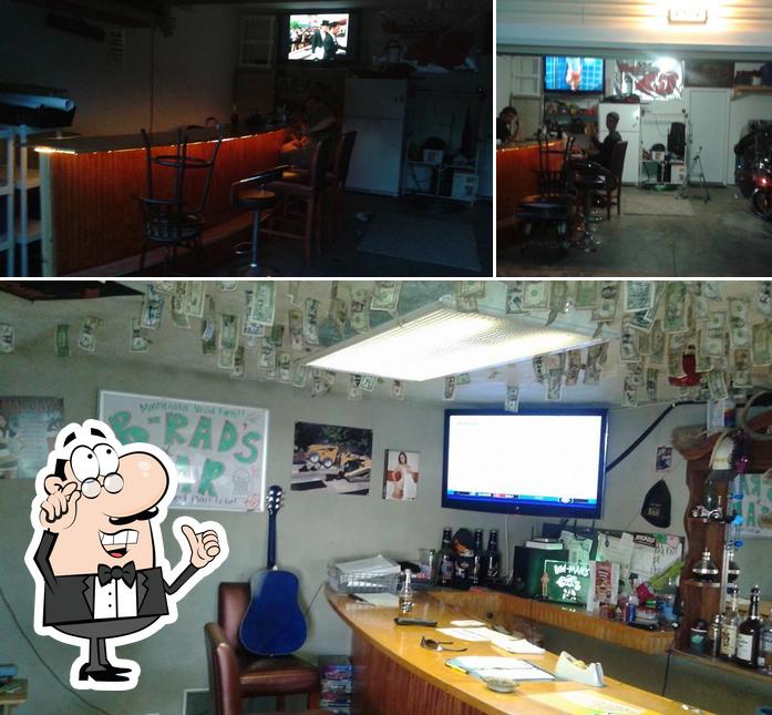 B-Rad's Garage Bar