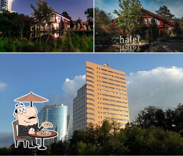 Посмотрите, как "Chalet River Club" выглядит снаружи