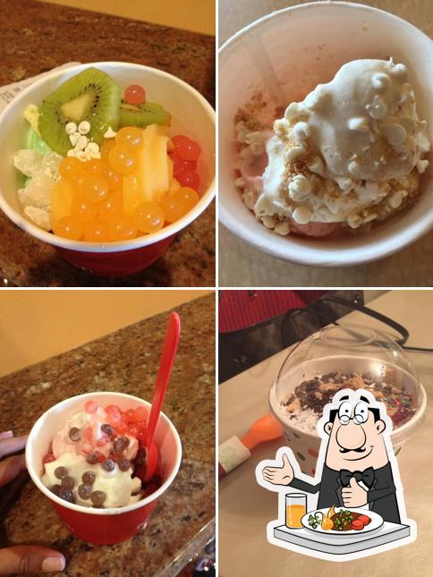 Frogurt Fresh Frozen Yogurt Cafe
