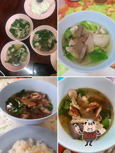 โกเหลียง ต้มเลือดหมู