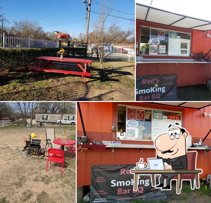 Red's Smoking BBQ