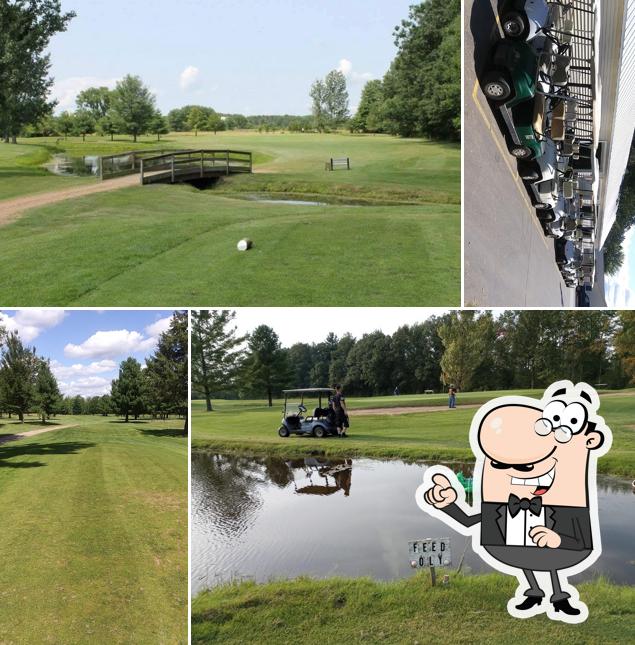 Homestead Golf Course & Supper Club