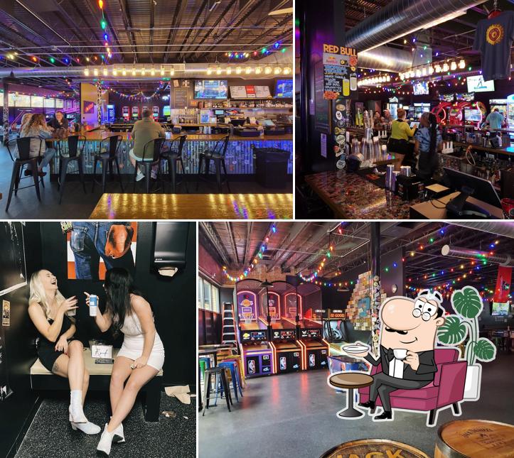Dive Bar Hickory