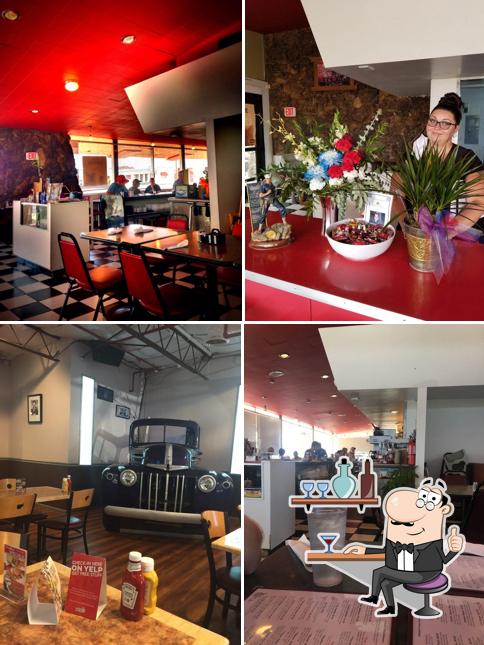 Rutherford's 66 Family Diner