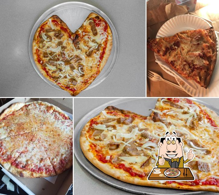 Village Maria Pizza