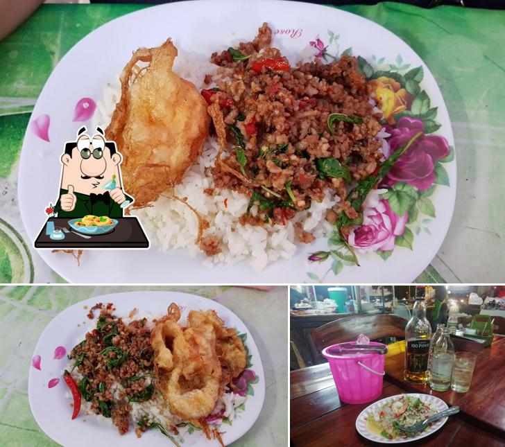 ร้านข้าวขาหมูนคร