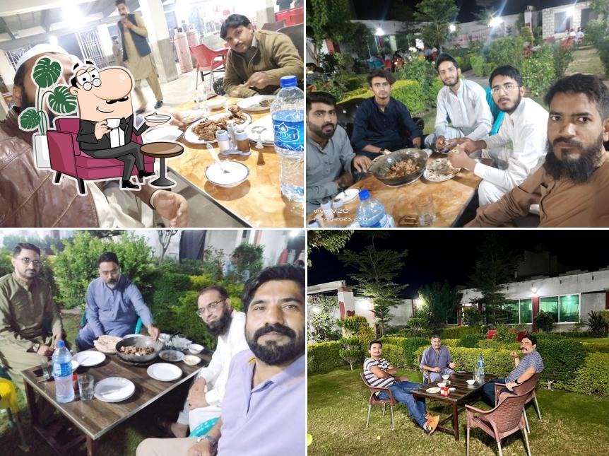 New Zaiqa Shinwari Hotel