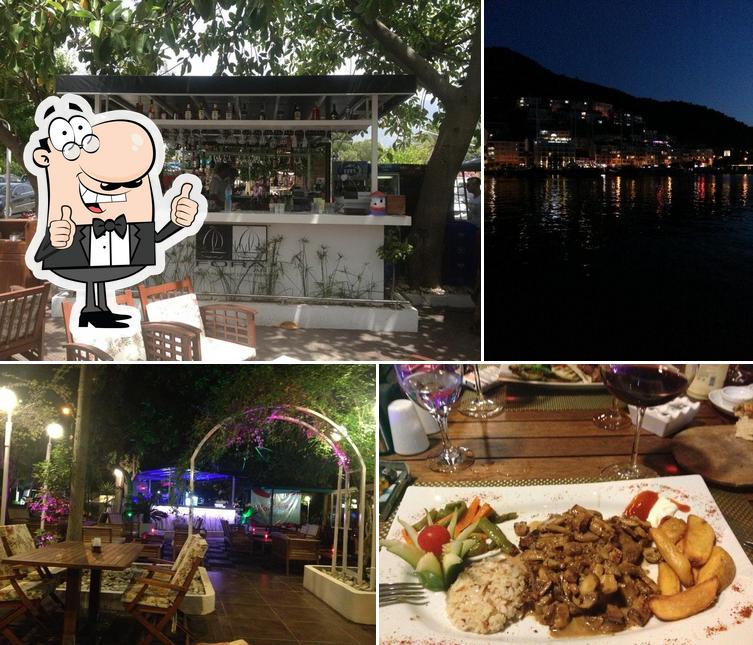 Fora As Cafe Restaurant
