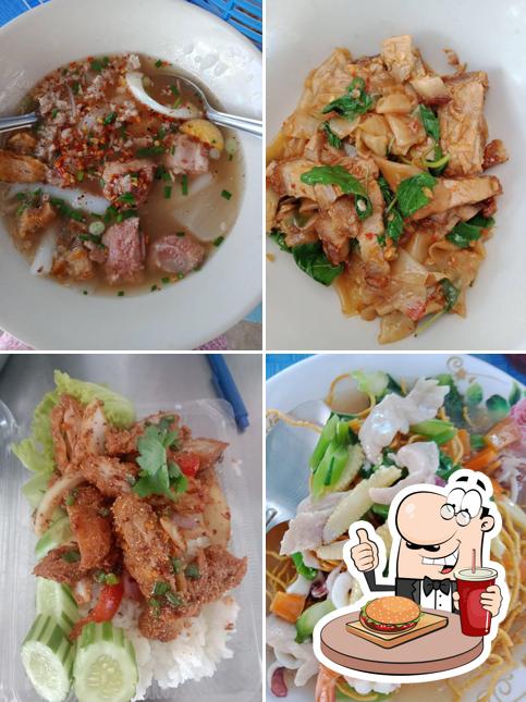 ร้านอาหาร ศรีฟ้า ชวนชิม