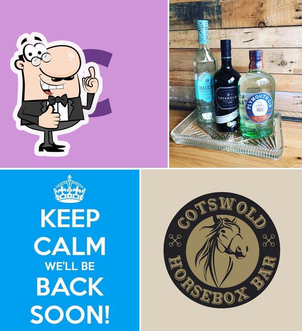 Cotswold Horsebox Bar