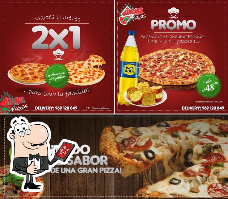 Mega Pizzas