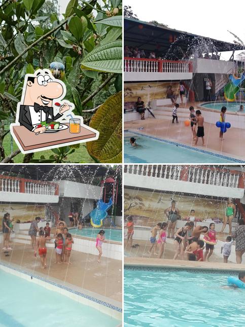 COMPLEJO TURÍSTICO LOS CHORRITOS