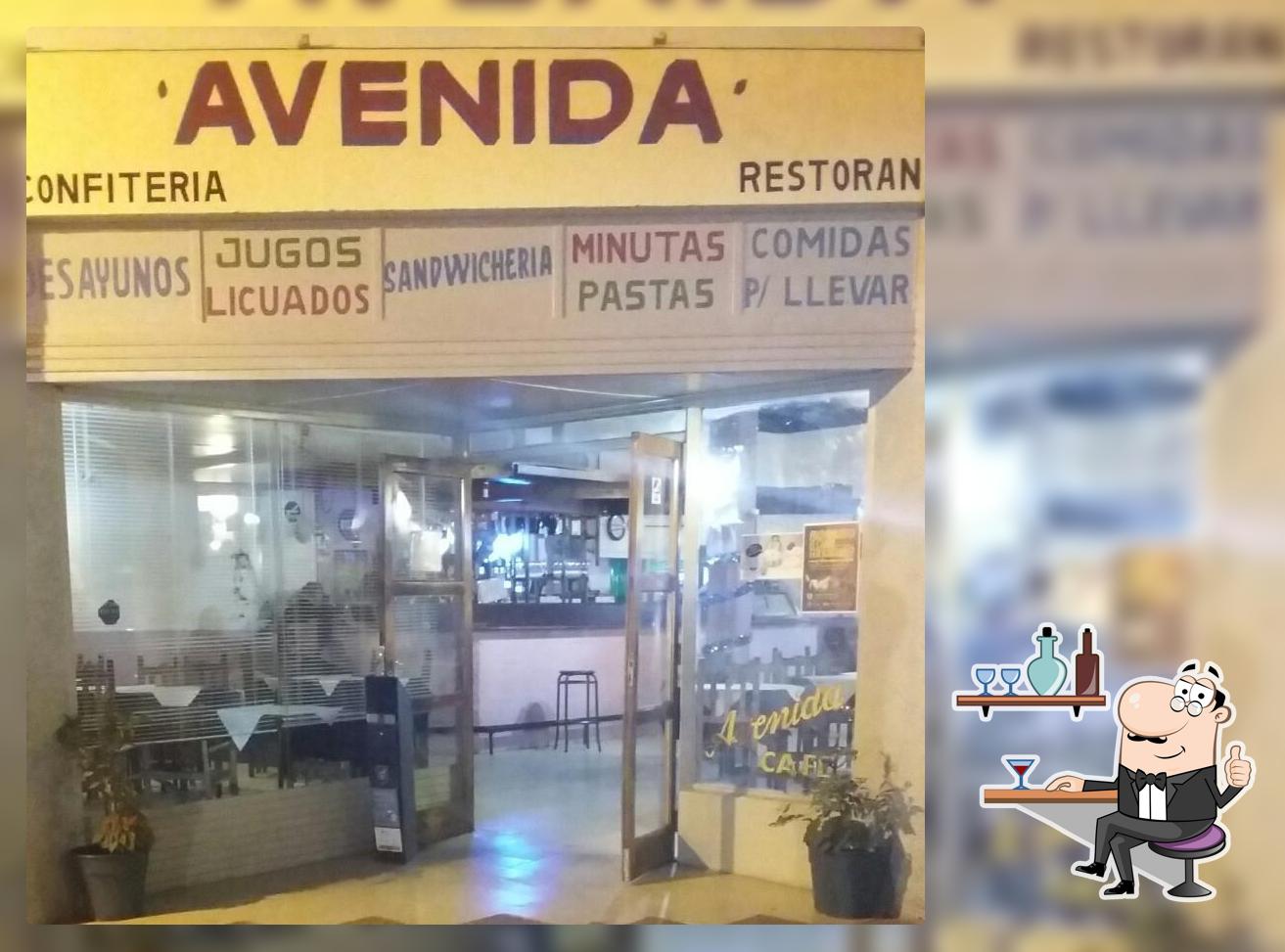 Avenida Café
