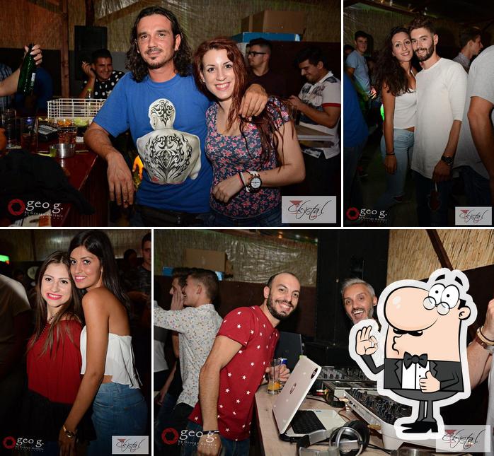 Crystal all day coffee bar Εμποροπανηγυρη Αιγινιου