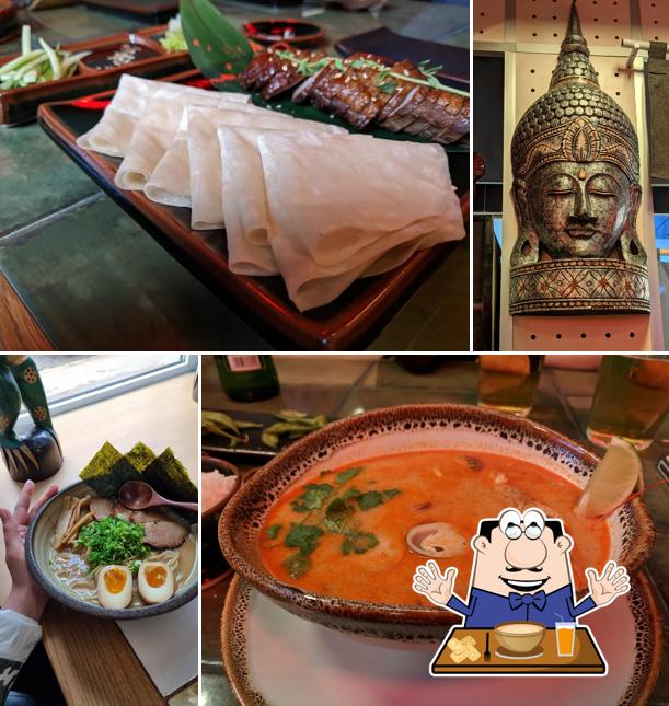 Еда в "UMAMI (паназиатской кухне)"