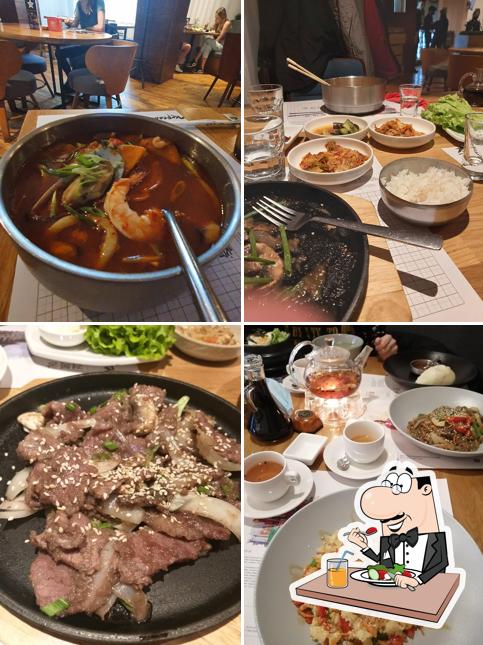 Еда в "Кореане"