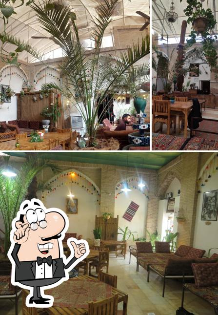 سفره خانه مشتاقیه