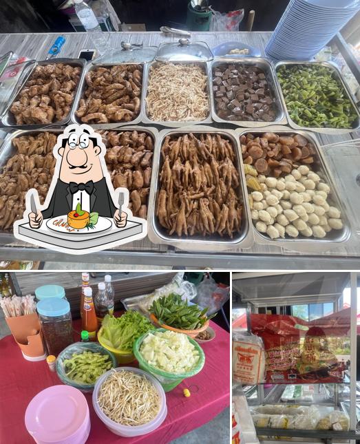 ร้านก๋วยเตี๋ยวไก่บุฟเฟต์