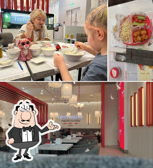 Посмотрите на внутренний интерьер "TomYumBar"