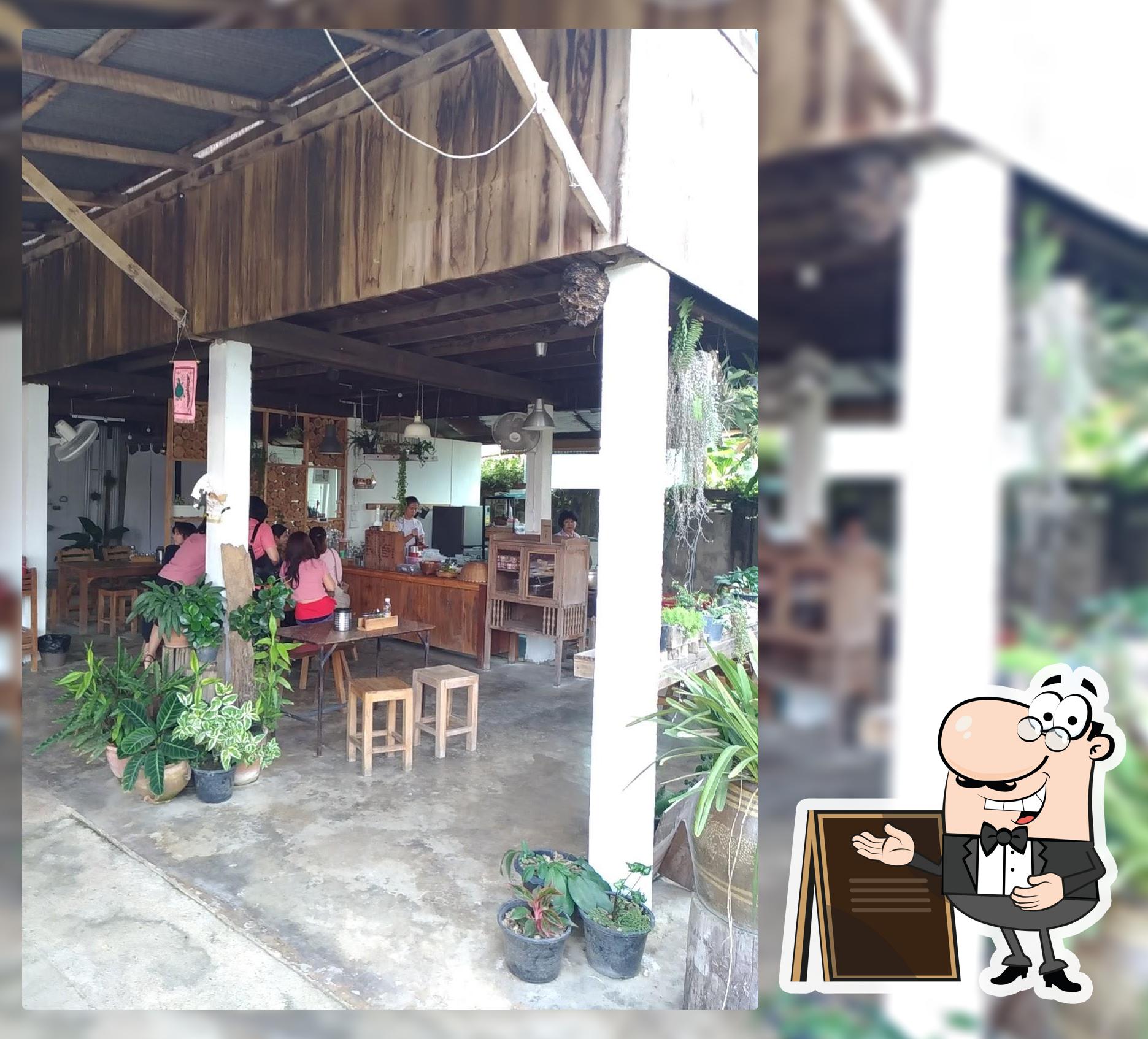ร้าน คุณพบ..ขนมเส้น กาแฟไทยและชาไทยโบราณ