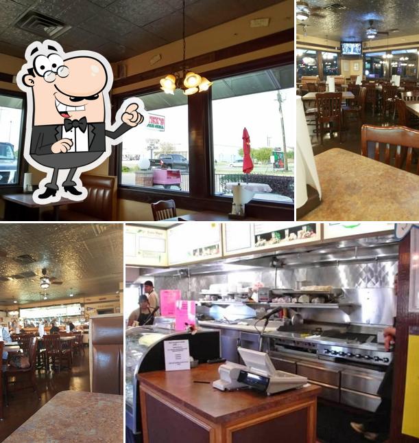 Tex's Star Grill