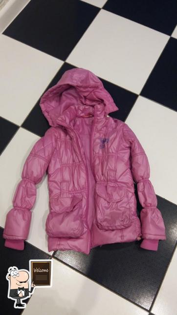 Взгляните на фотографию паба и бара "Современник"