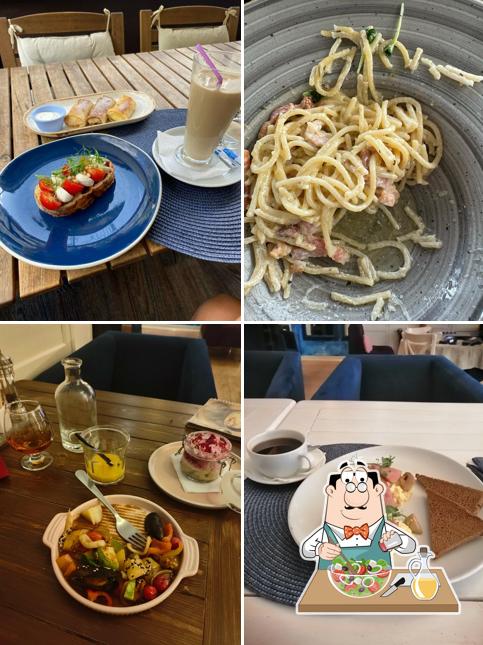 Греческий салат в "МамаЛена"