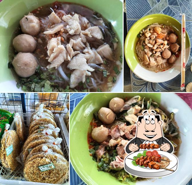 เจ๊ฐาก๋วยเตี๋ยวรสเด็ด