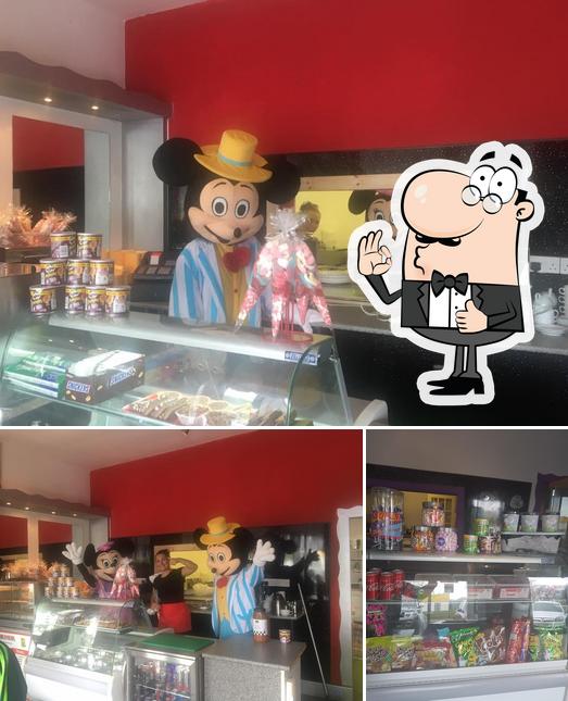 Corrys Cafe