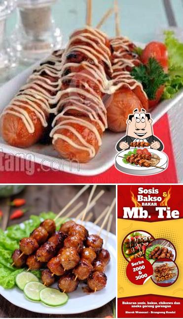 SOSIS DAN BAKSO BAKAR MB. TIE